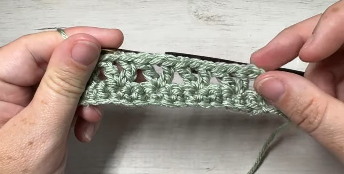 How to Crochet the Chain Waves Stitch Photo Tutorial