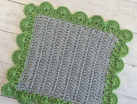 How to Crochet the V Stitch Shells Border Photo Tutorial