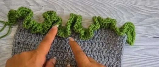 Crochet Ruffled Edge Blanket Border Photo Tutorial