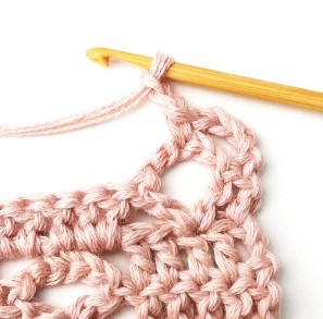 The Diagonal Diamond and Square Crochet Stitch Photo Tutorial