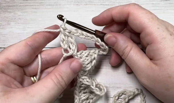 How to Crochet the Polish Star Stitch Photo Tutorial