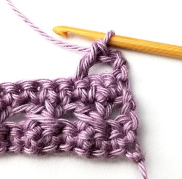 The Crossed Ripple Crochet Stitch Photo Tutorial