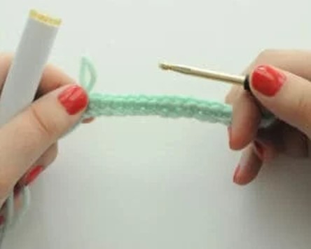 How To Crochet the Broomstick Lace Stitch Photo Tutorial