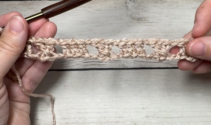 How to Crochet the Checked Boxes Stitch Photo Tutorial