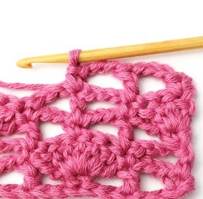 The Diagonal Shell Mesh Crochet Stitch Photo Tutorial