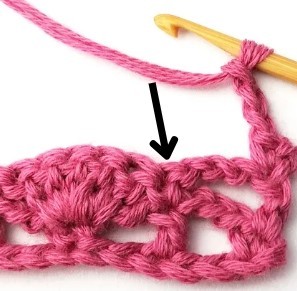 The Diagonal Shell Mesh Crochet Stitch Photo Tutorial