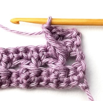 The Crossed Ripple Crochet Stitch Photo Tutorial