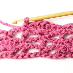 The Diagonal Shell Mesh Crochet Stitch Photo Tutorial