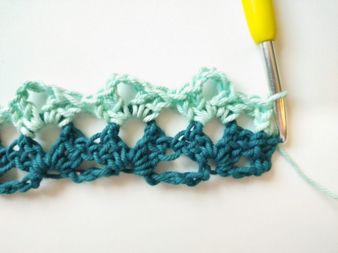 How to Crochet the Broken Shell Stitch Photo Tutorial