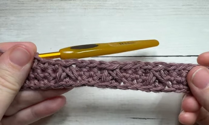 How to Crochet the Field Stitch Photo Tutorial