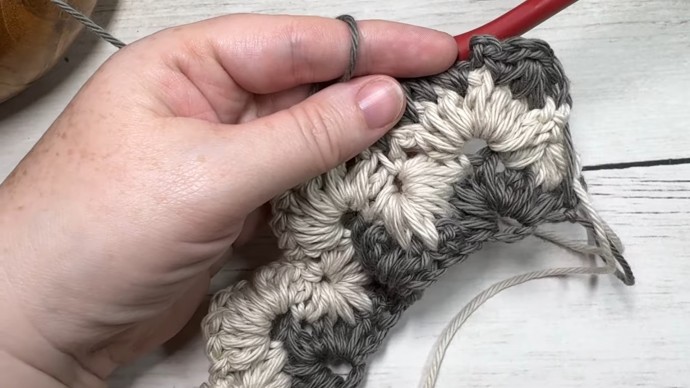 How to Crochet the Puff Chevron Stitch Photo Tutorial