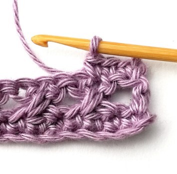 The Crossed Ripple Crochet Stitch Photo Tutorial