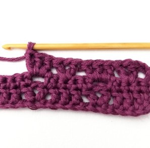 How to Crochet the Alternating V and Block Stitch Photo Tutorial