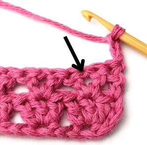 How to Crochet the Striped V Stitch Photo Tutorial