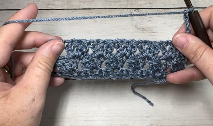 How to Crochet the Slanted Clusters Stitch Photo Tutorial