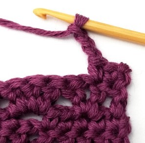 How to Crochet the Alternating V and Block Stitch Photo Tutorial