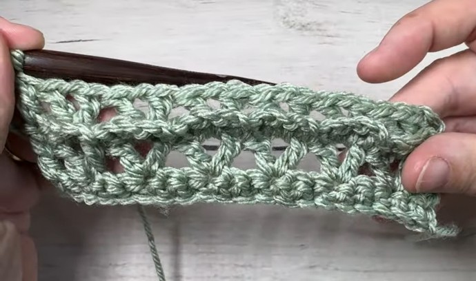 How to Crochet the Chain Waves Stitch Photo Tutorial