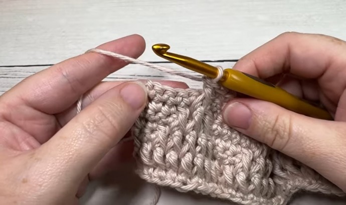 How to Crochet the Embossed Triangle Stitch Photo Tutorial