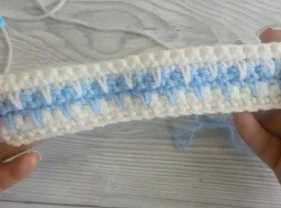 How to Crochet the Short Spike Stitch Photo Tutorial