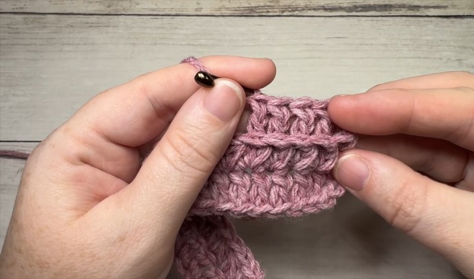 How to Crochet the Boardwalk Stitch Photo Tutorial