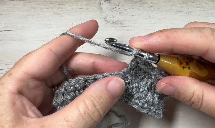 How to Crochet the Front Post Clusters Stitch Photo Tutorial