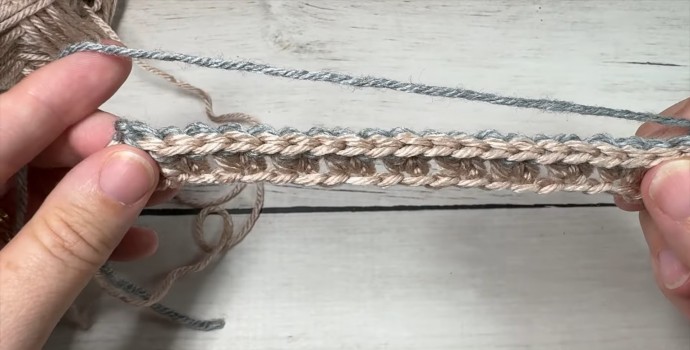 How to Crochet the Rail Stitch Photo Tutorial