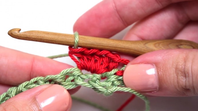 How To Crochet The Strawberry Stitch Photo Tutorial