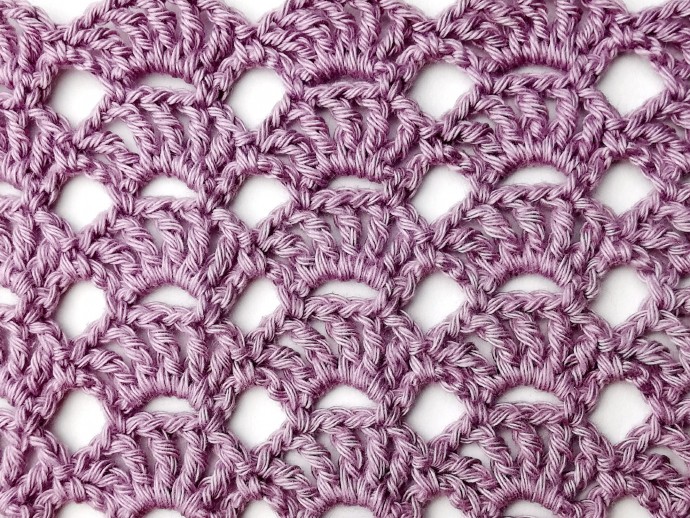 Lacy Aligned Scallop Crochet Stitch Photo Tutorial