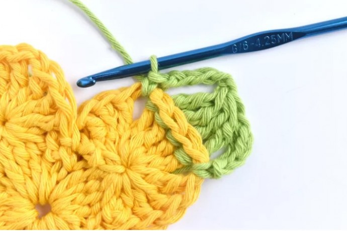 How to Bavarian Crochet Photo Tutorial