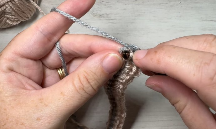 How to Crochet the Rail Stitch Photo Tutorial