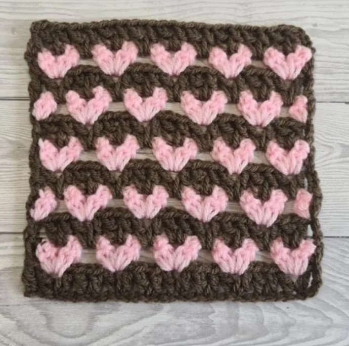 Offset Hearts Crochet Pattern Photo Tutorial