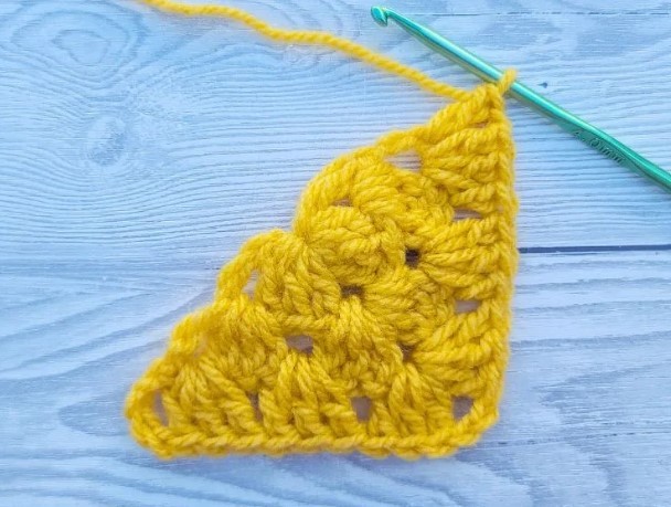 How To Crochet A Half Granny Square Photo Tutorial