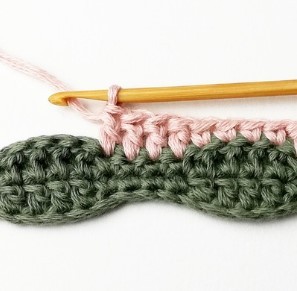 Smooth Wave Crochet Stitch Photo Tutorial