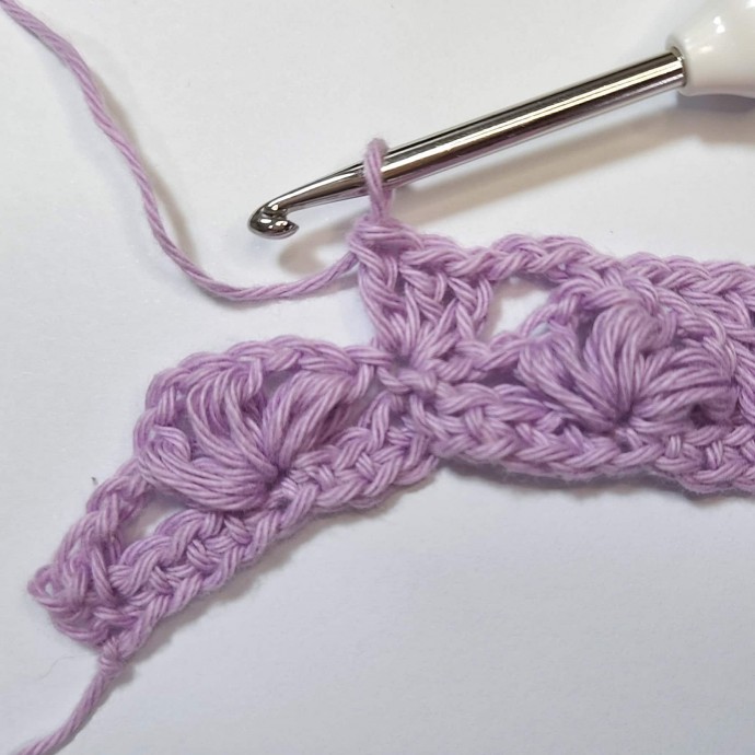 How to Crochet the Lace Flower Stitch Photo Tutorial