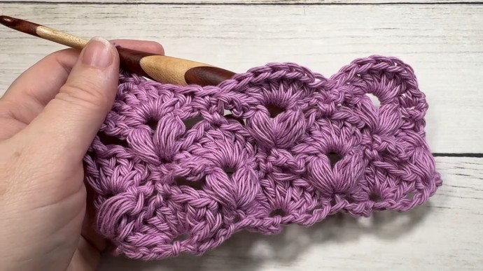 How to Crochet the Sweetheart Stitch Photo Tutorial