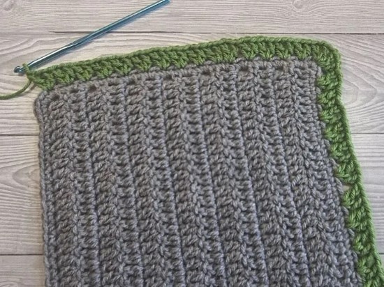 How to Crochet the V Stitch Shells Border Photo Tutorial