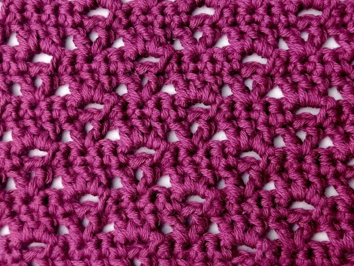 How to Crochet the Alternating V and Block Stitch Photo Tutorial