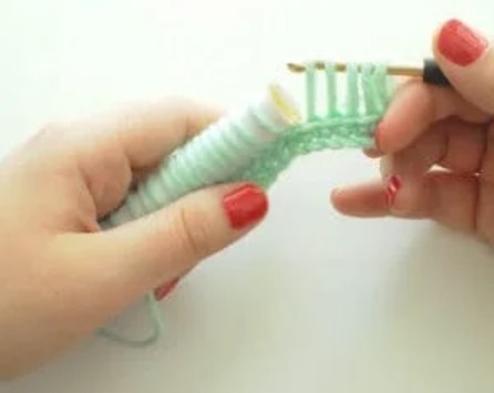 How To Crochet the Broomstick Lace Stitch Photo Tutorial