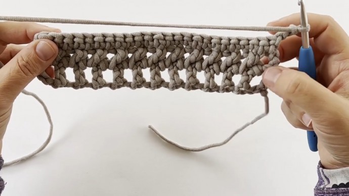 The Zeros and Crosses Crochet Stitch Photo Tutorial