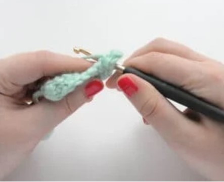 How To Crochet the Split Clusters Stitch Photo Tutorial