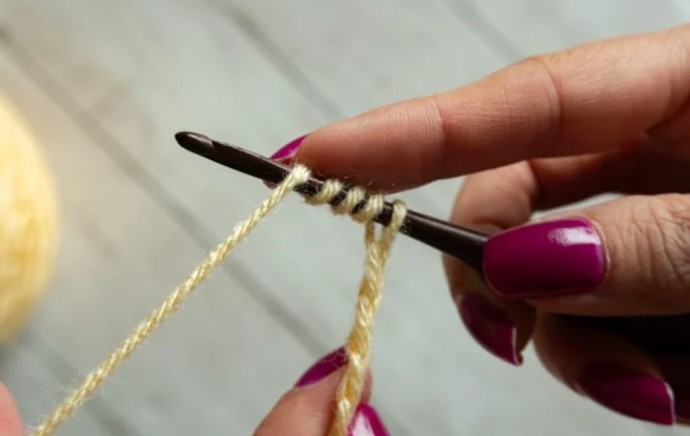 How to Make the Triple Treble Crochet Stitch Photo Tutorial