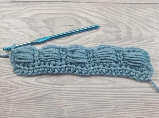 How to Crochet the Large Blocked Puff Stitch Photo Tutorial