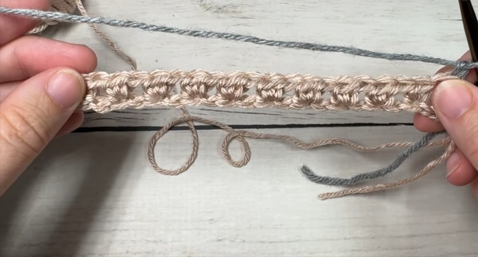 How to Crochet the Rail Stitch Photo Tutorial