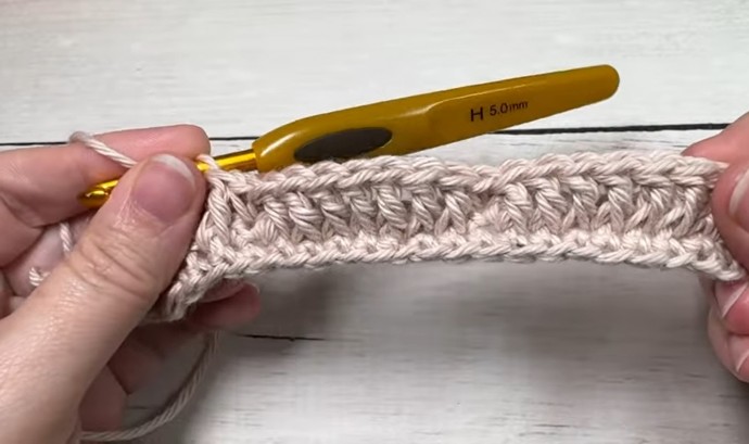 How to Crochet the Embossed Triangle Stitch Photo Tutorial