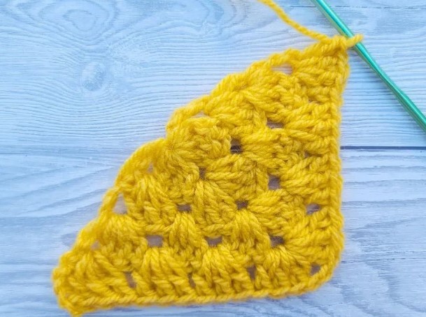 How To Crochet A Half Granny Square Photo Tutorial