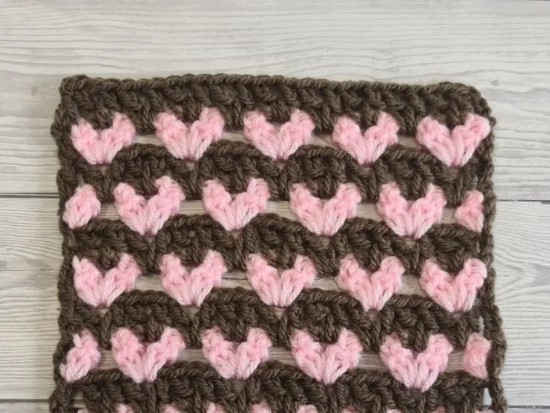 Offset Hearts Crochet Pattern Photo Tutorial