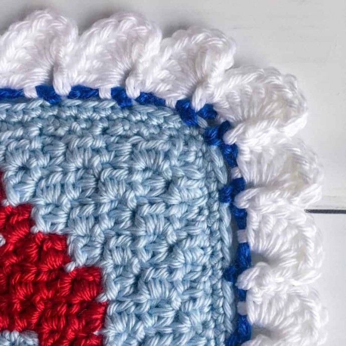 Curling Waves Crochet Border Photo Tutorial