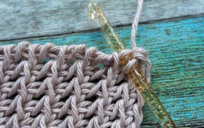 How to Crochet the Tunisian Yarn Over Lace Stitch Photo Tutorial