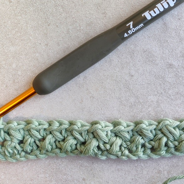 How to Crochet the Mini Bean Stitch Photo Tutorial