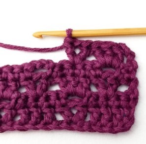 How to Crochet the Alternating V and Block Stitch Photo Tutorial